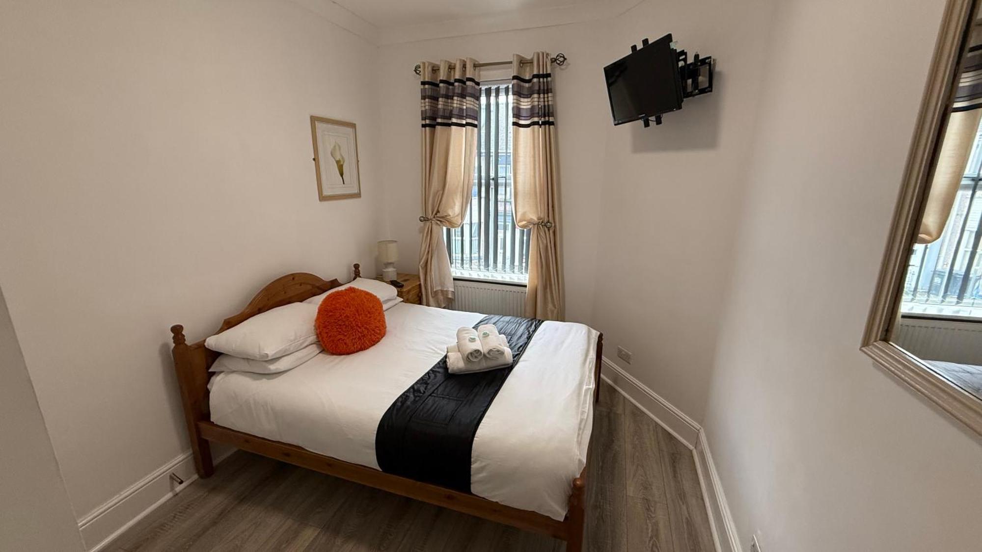 119 Hotel 3*